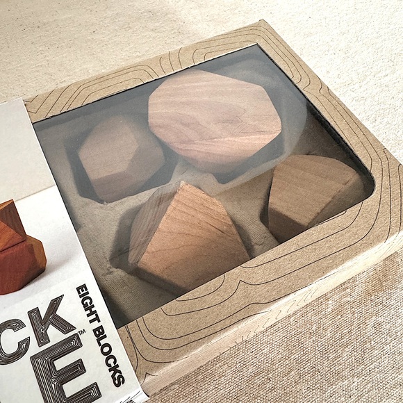 STARBUCKS 2009 EXCLUSIVE 8-PC BLOCK PILE BALANCING WOOD STACK SKILL GAME NEW! - Picture 7 of 7